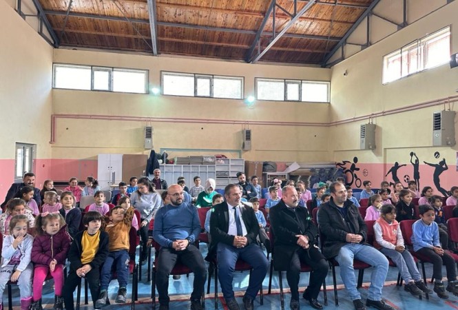 Okulumuzda Tiyatro Gösterisi Düzenlendi